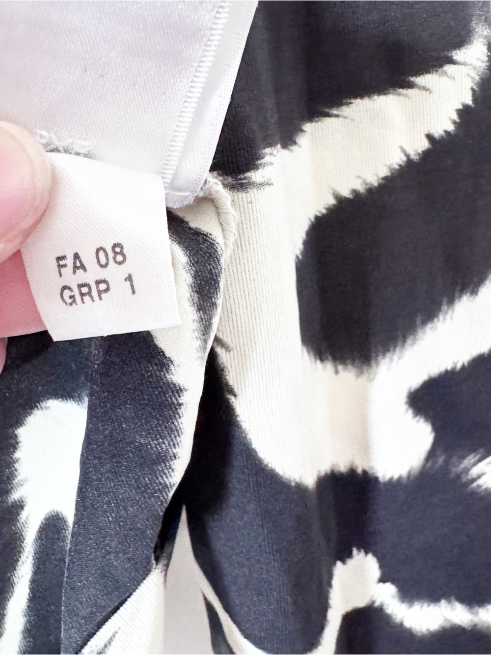 St. John Black & White Zebra-Print Mock Neck Top - Picture 7 of 9